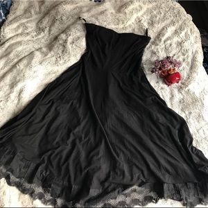White House Black Market sz M black cocktail dress
